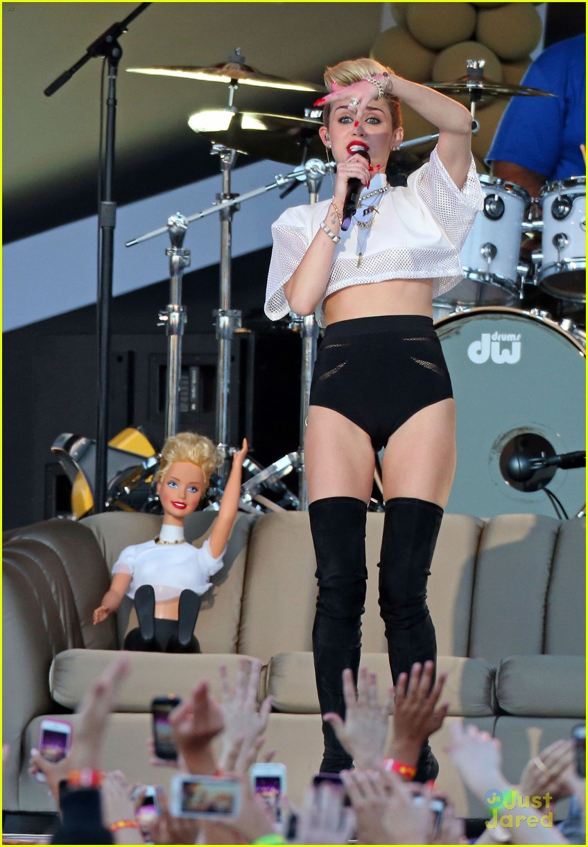 Miley Cyrus Jimmy Kimmel Live Performance Watch Now Photo 572442 Photo Gallery Just 5074