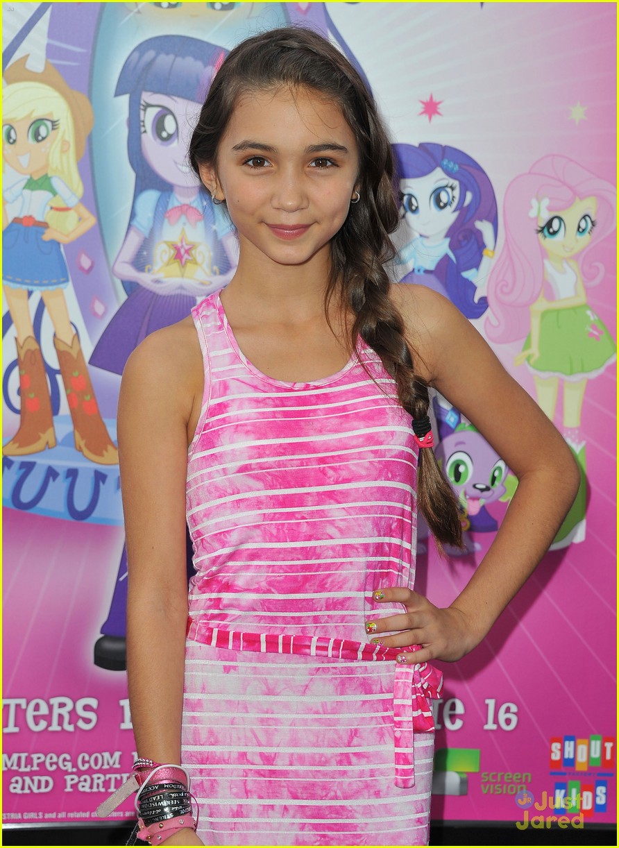 Rowan Blanchard & Quvenzhane Wallis: 'My Little Pony' Pair | Photo ...