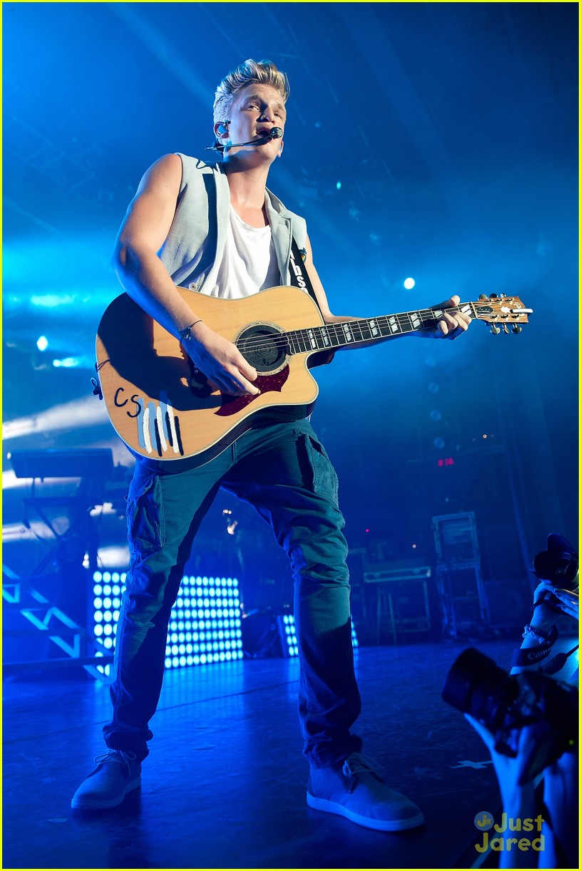 Cody Simpson Fox & Friends Concert Pics! Photo 578598 Photo