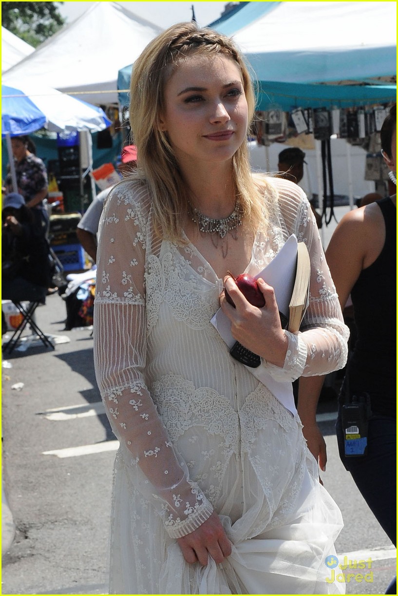 Imogen Poots Dons White Dress For Squirrels To The Nuts Photo 582203 Photo Gallery Just 