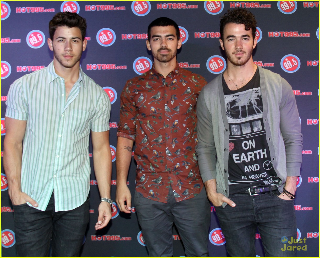 Jonas Brothers Private Concert in Rockville Photo 582129 Photo