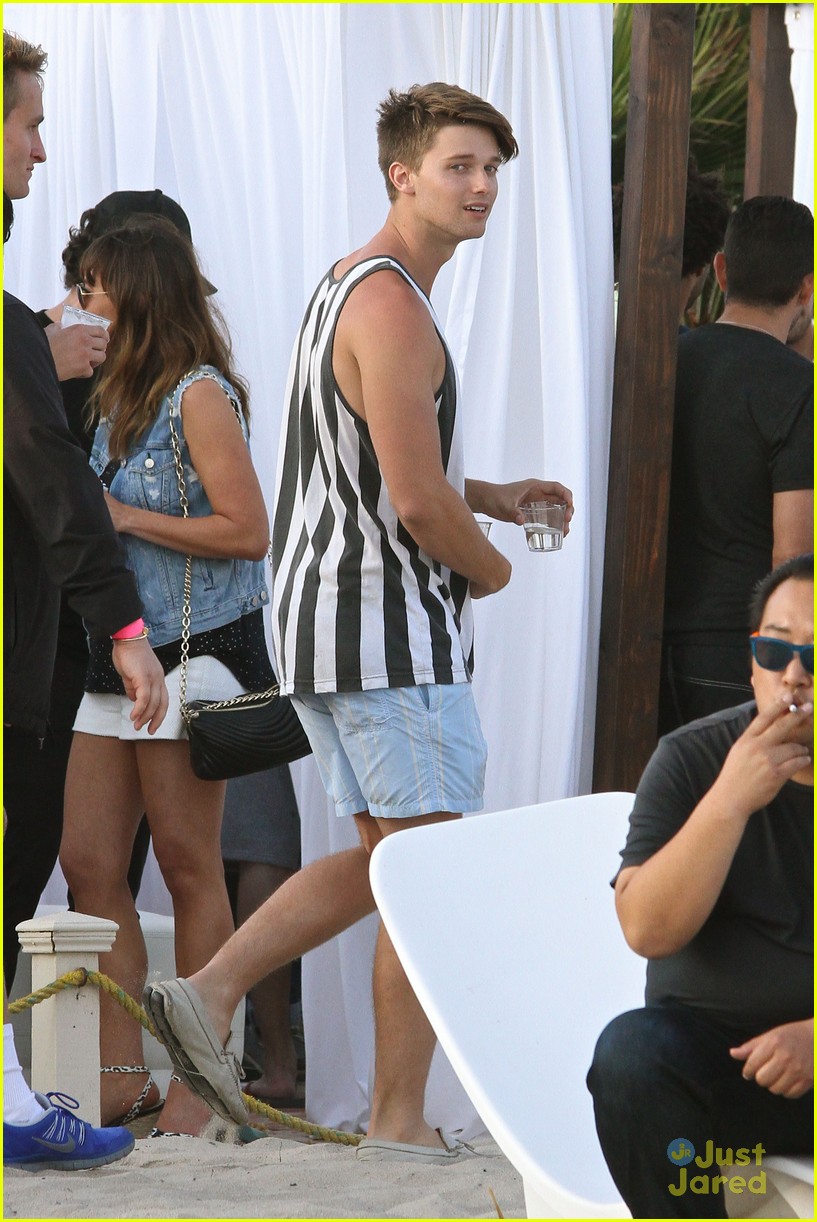 Full Sized Photo of patrick schwarzenegger paris hilton 4th of july 08