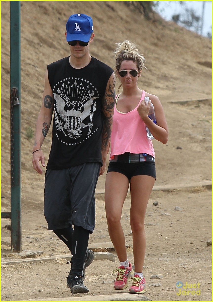 Ashley Tisdale & Christopher French: Runyon Canyon Couple | Photo