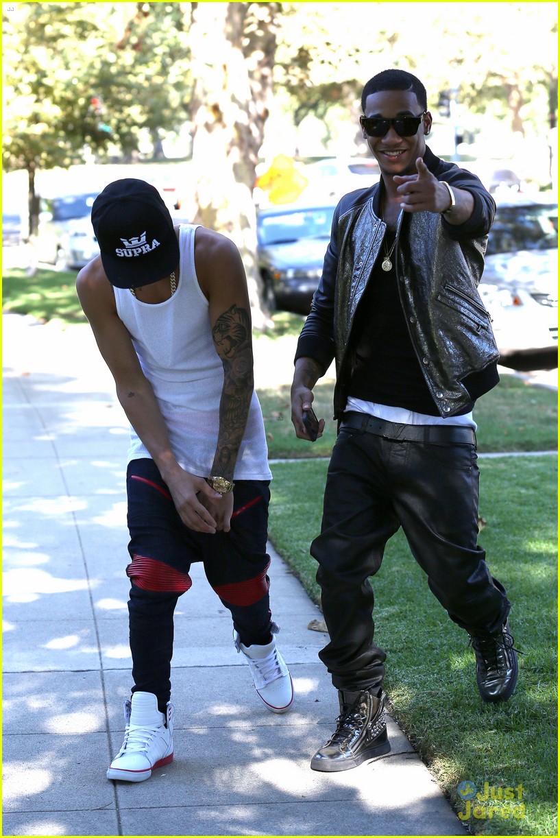 Justin Bieber: Work Hard, Play Hard! | Photo 588339 - Photo Gallery ...