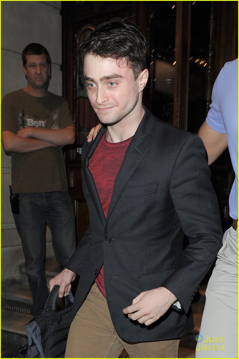 Daniel Radcliffe: 'The F Word' First Look! | Photo 585370 - Photo ...