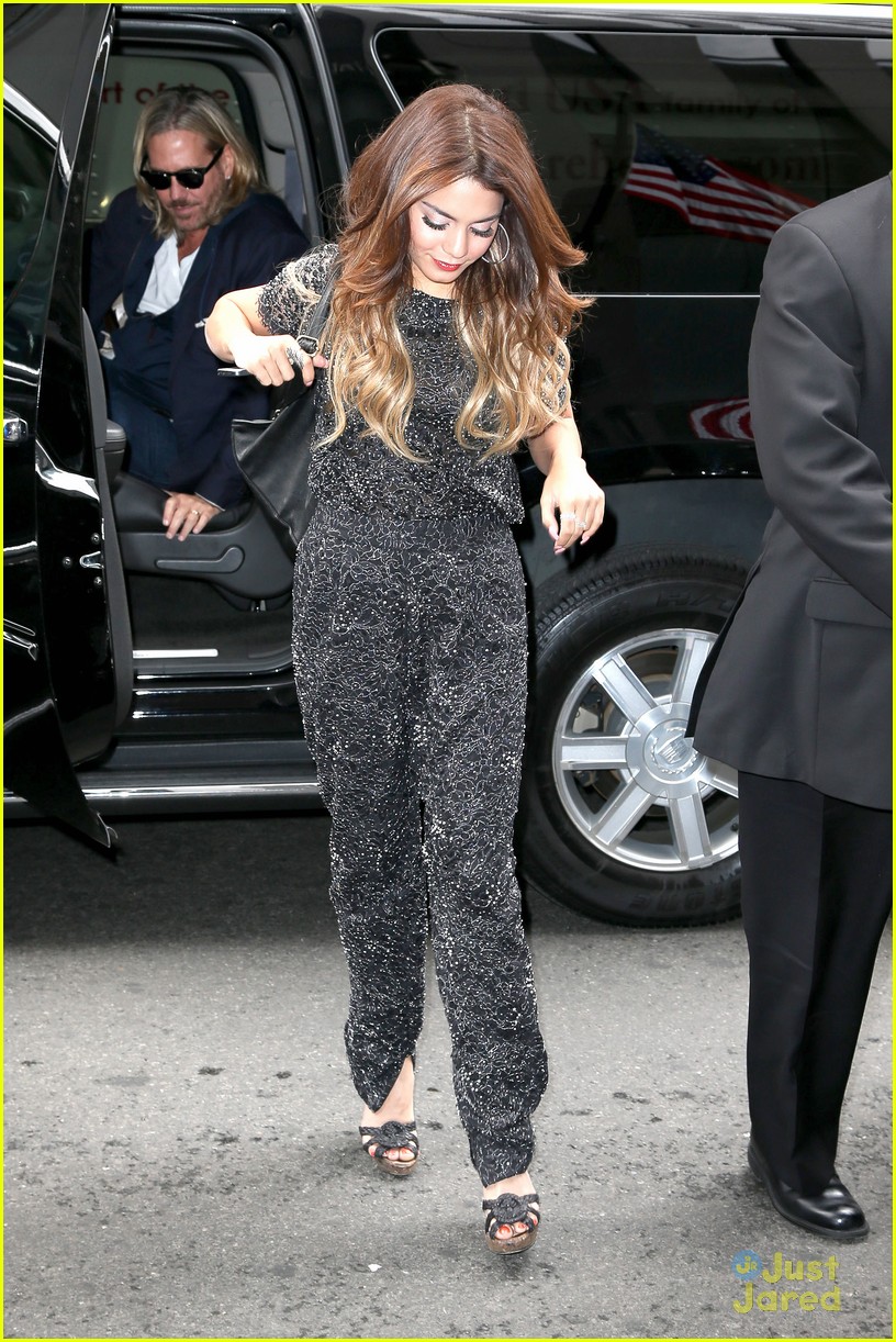 Vanessa Hudgens: 'Jimmy Fallon' Appearance Tonight! | Photo 585748