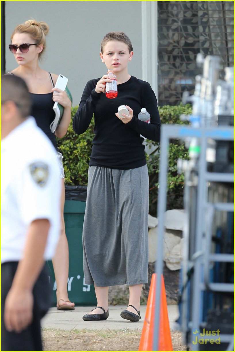 Joey King Super Short Hair for 'Wish I Was Here' Photo 592822