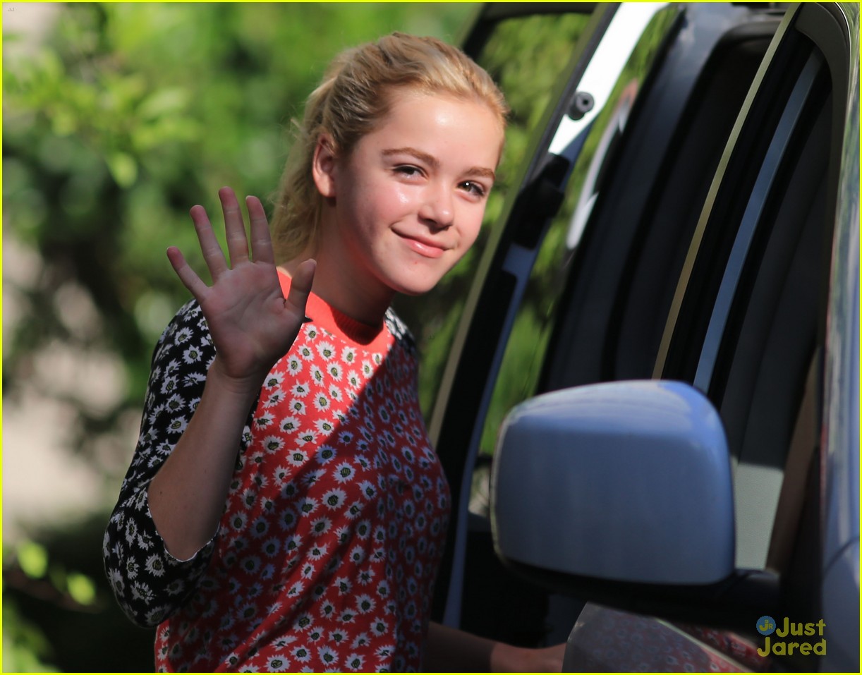 Kiernan Shipka 'Flowers In The Attic' Filming in Vancouver Photo