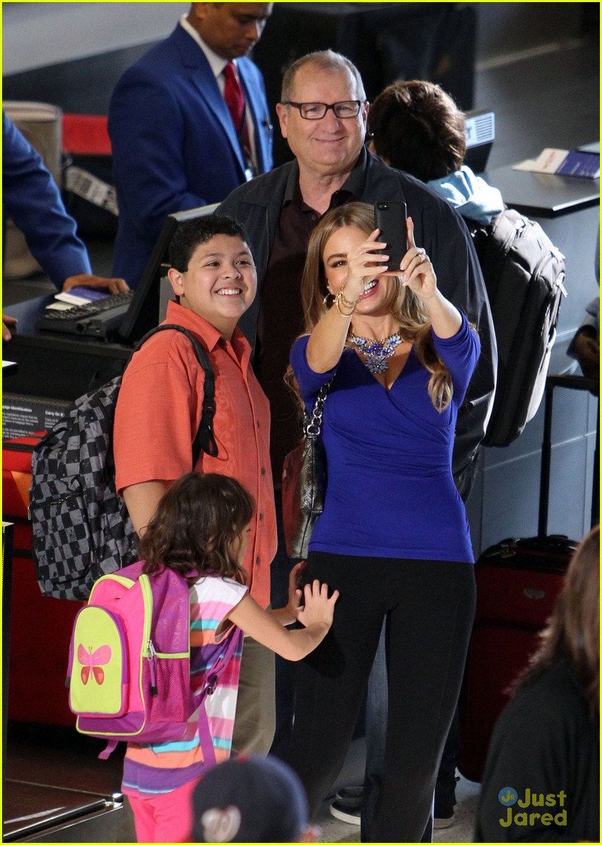 Rico Rodriguez Rico Rodriguez: 'Modern Family' Filming with Sofia Vergara! | Photo