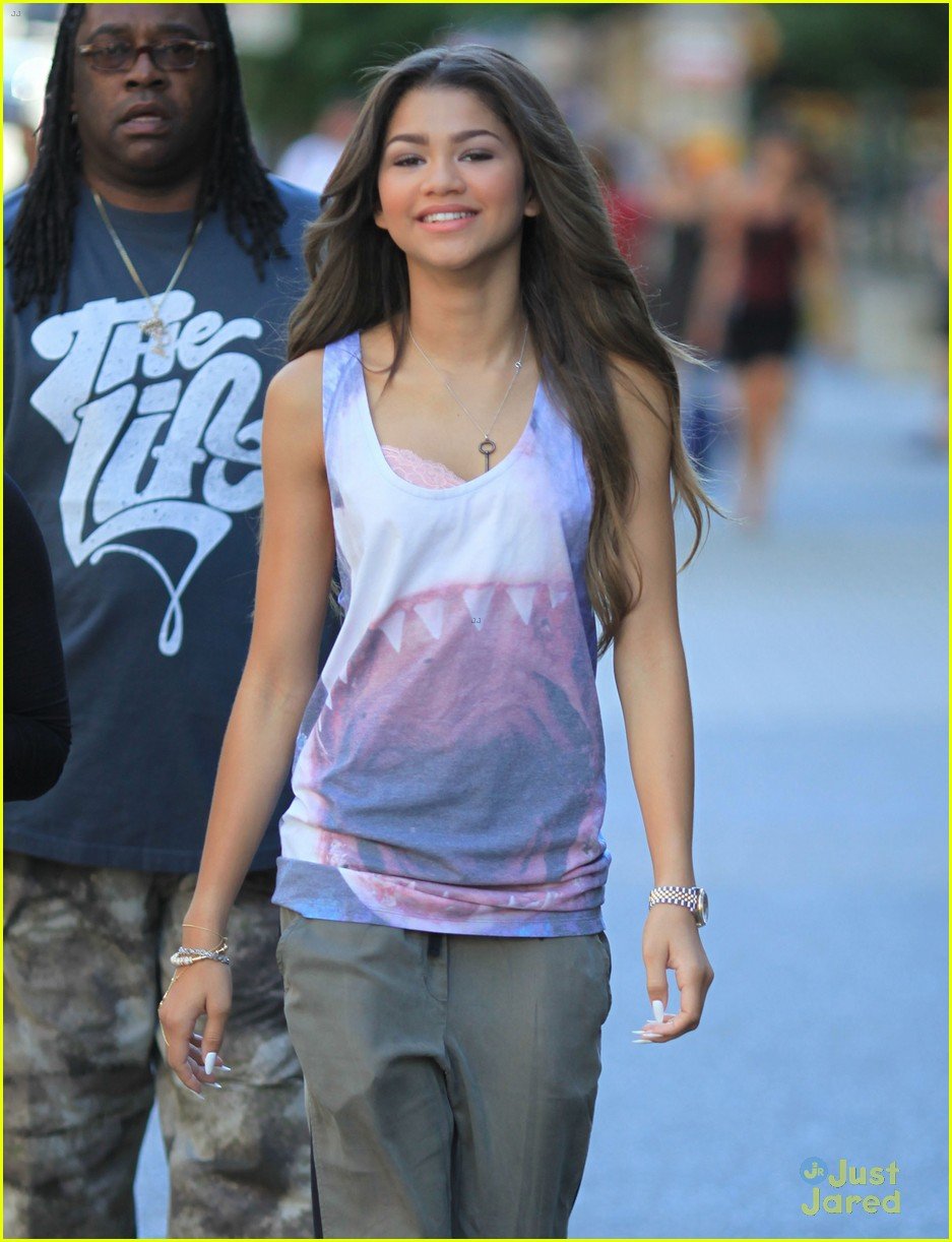 Zendaya: I've Seen 'This is the End' Three Times! | Photo 584578 ...