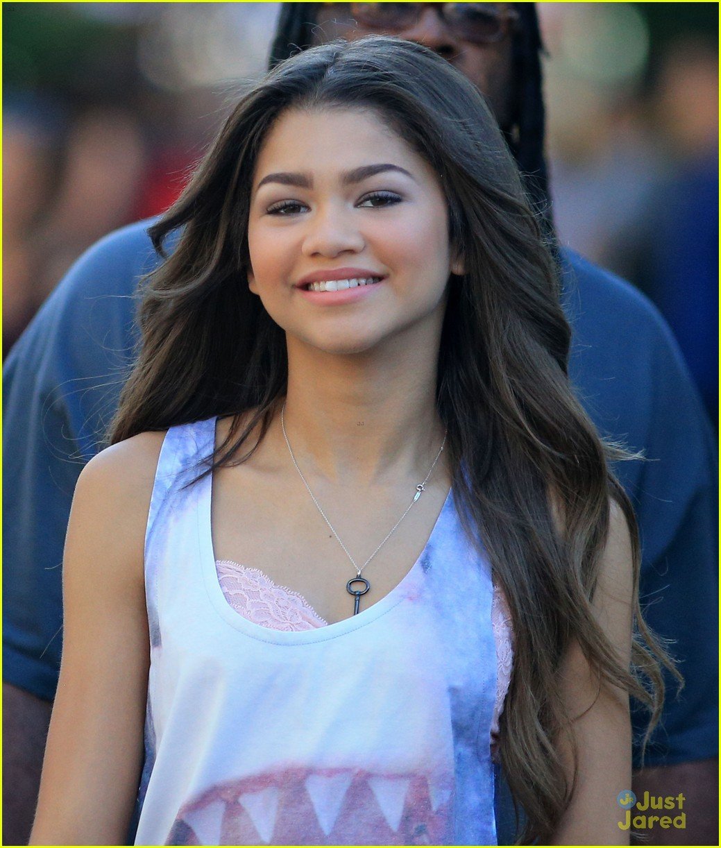 Zendaya: I've Seen 'This is the End' Three Times! | Photo 584581 ...