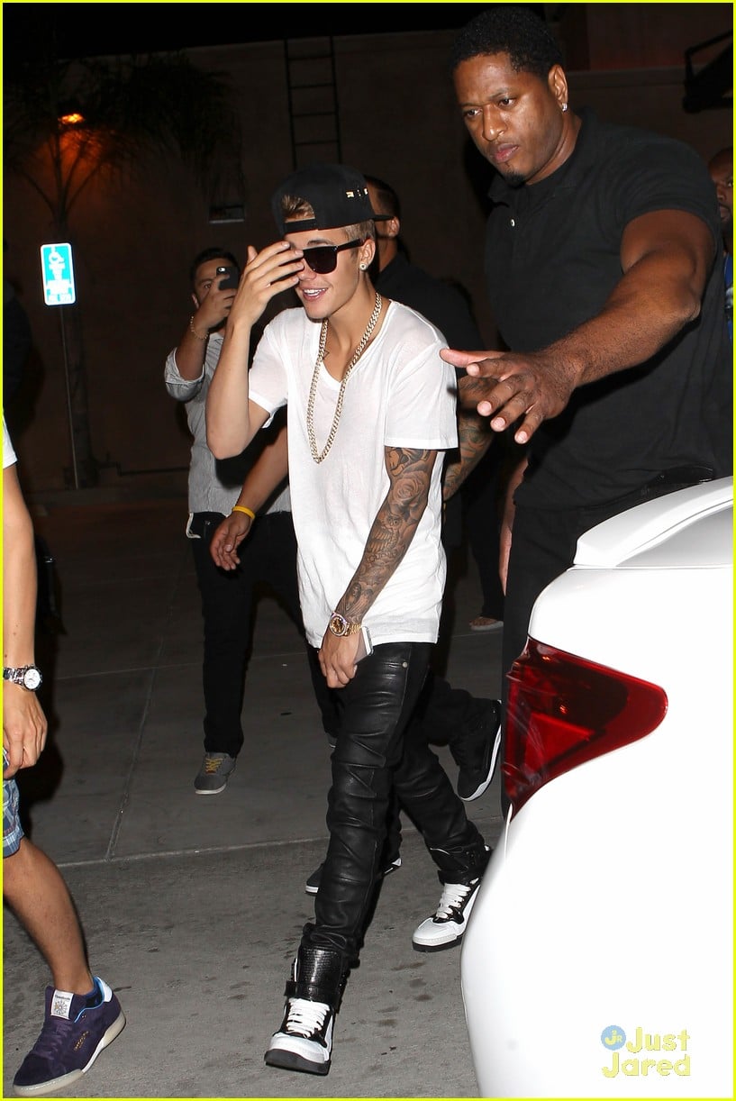 Justin Bieber Shows Off Mustache While Out Bowling 