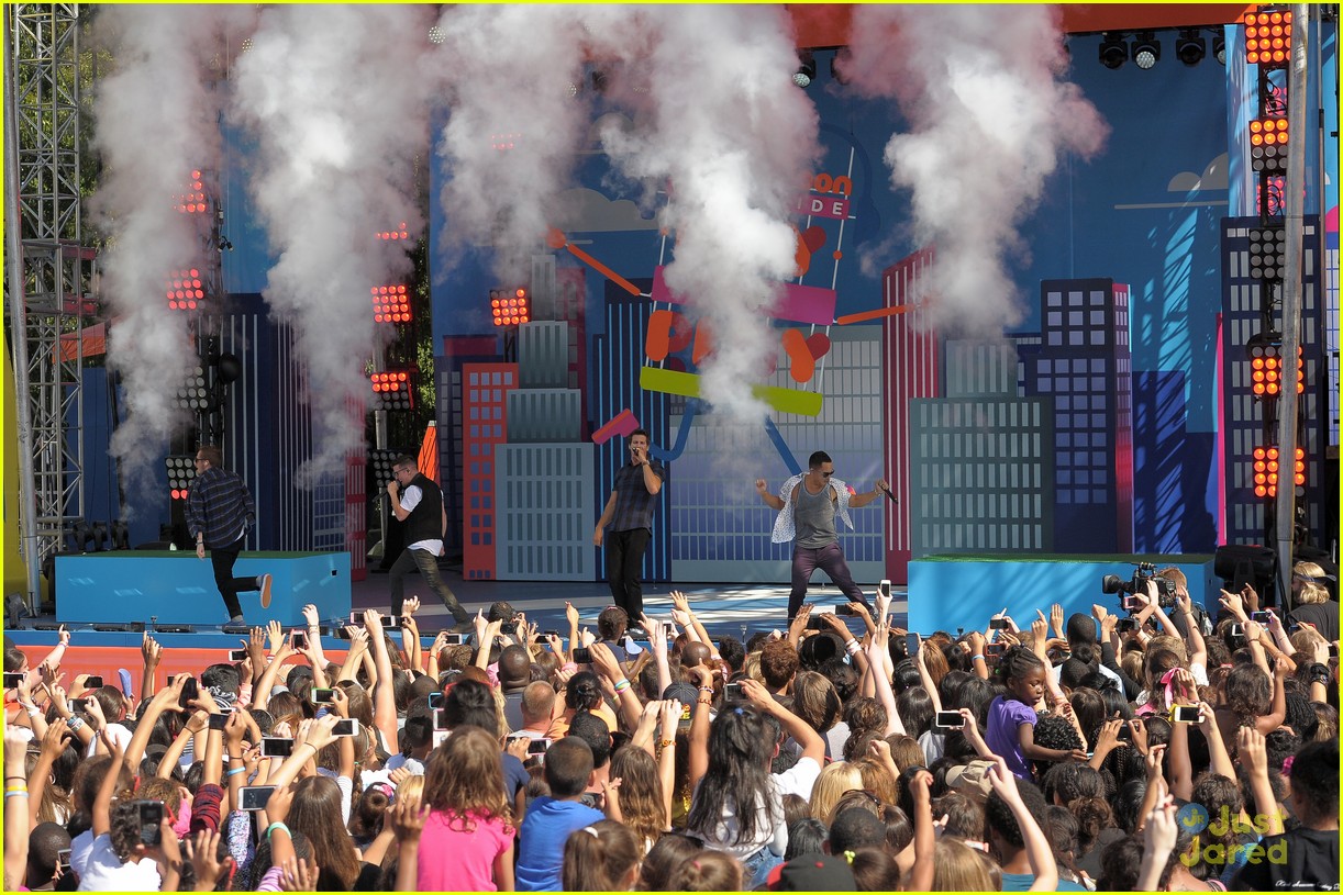 Big Time Rush: Worldwide Day of Play 2013 | Photo 599972 - Photo