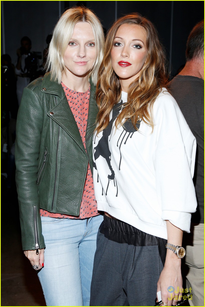 Full Sized Photo Of Katie Cassidy Pamella Roland Nyfw 08 Katie Cassidy Pamella Roland And Karen