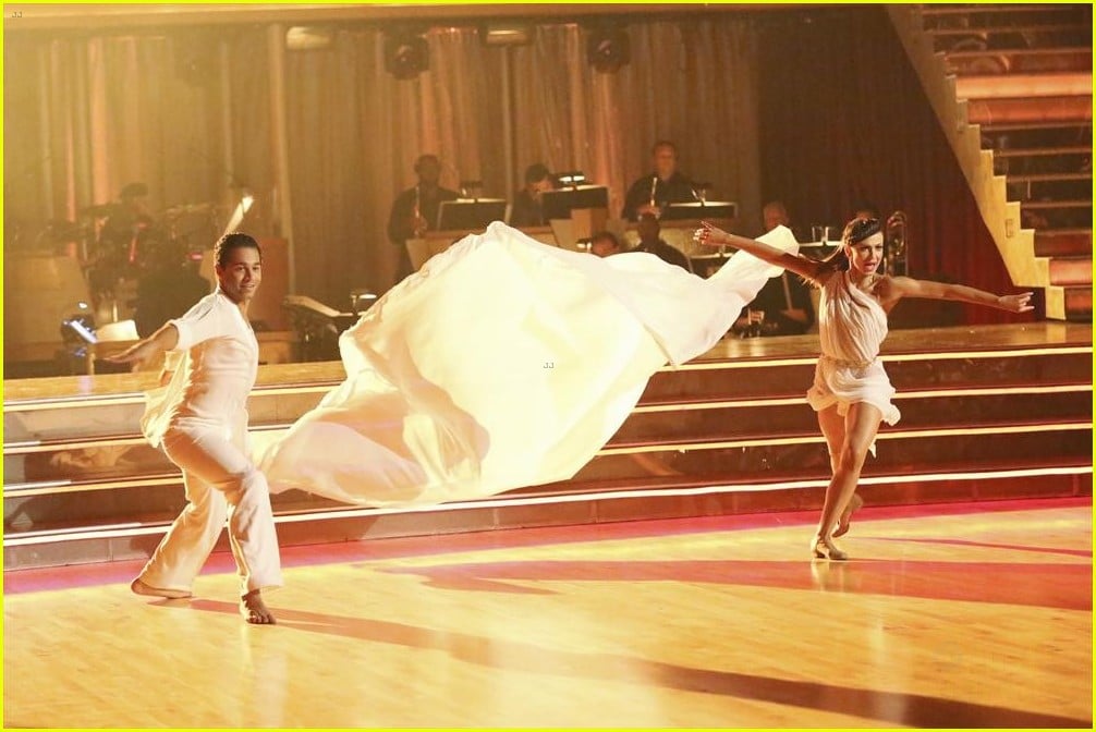 Corbin Bleu & Karina Smirnoff Contemporary Dance on 'DWTS' Watch Now(01)