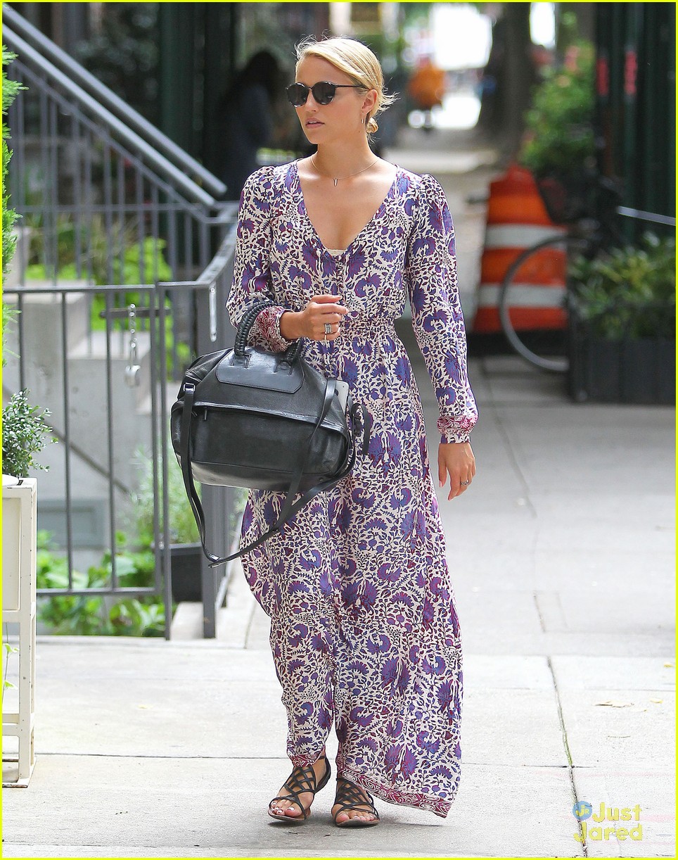 Dianna Agron: Pretty Printed Maxi in NYC | Photo 593591 - Photo Gallery ...