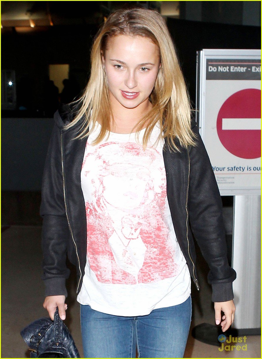 Hayden Panettiere: Low Key Airport Arrival | Photo 601011 - Photo