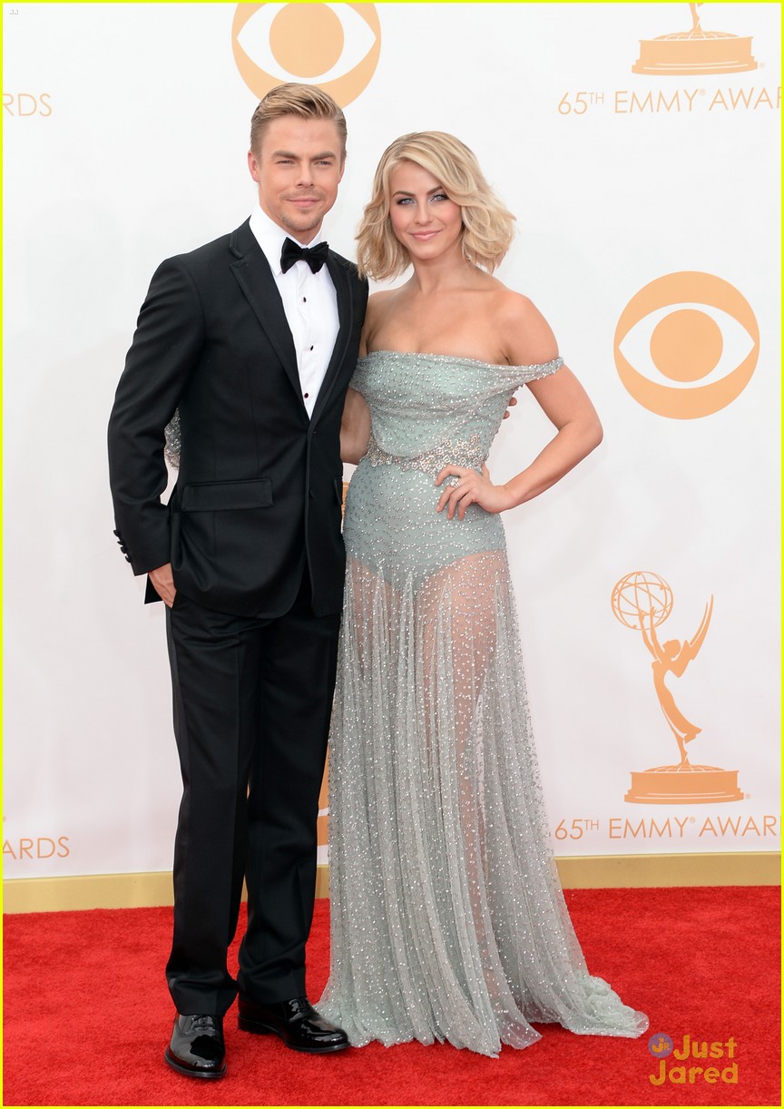 Julianne & Derek Hough Emmy Awards 2013 Photo 600651 Photo