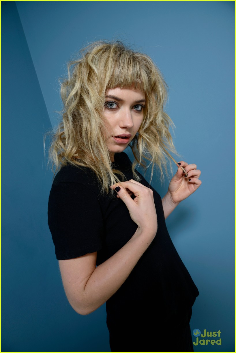 Imogen Poots All By My Side Portraits At Tiff Photo Photo Gallery Just