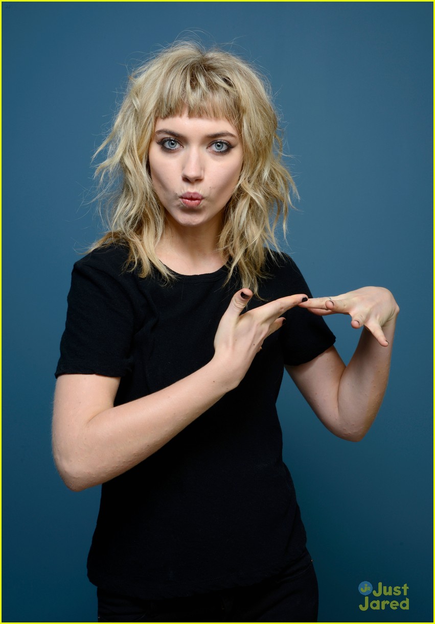 Full Sized Photo of imogen poots all by side tiff 14 | Imogen Poots