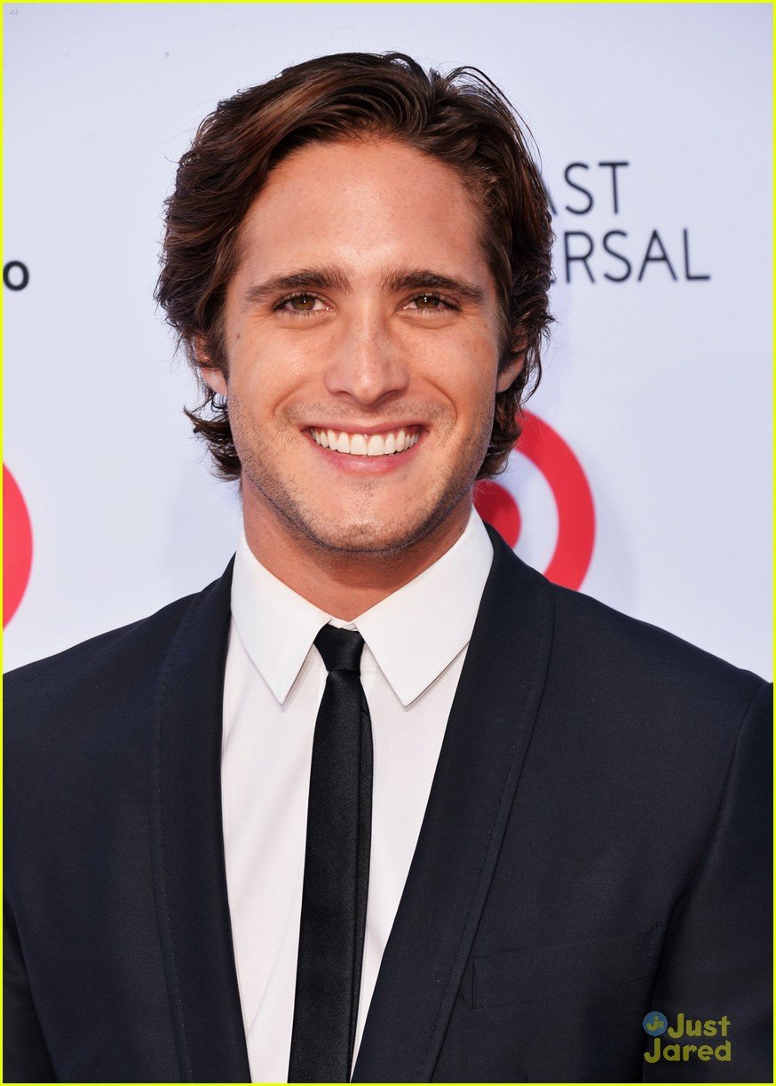 Jake T. Austin & Diego Boneta: ALMA Awards 2013 | Photo 602420 - Photo ...