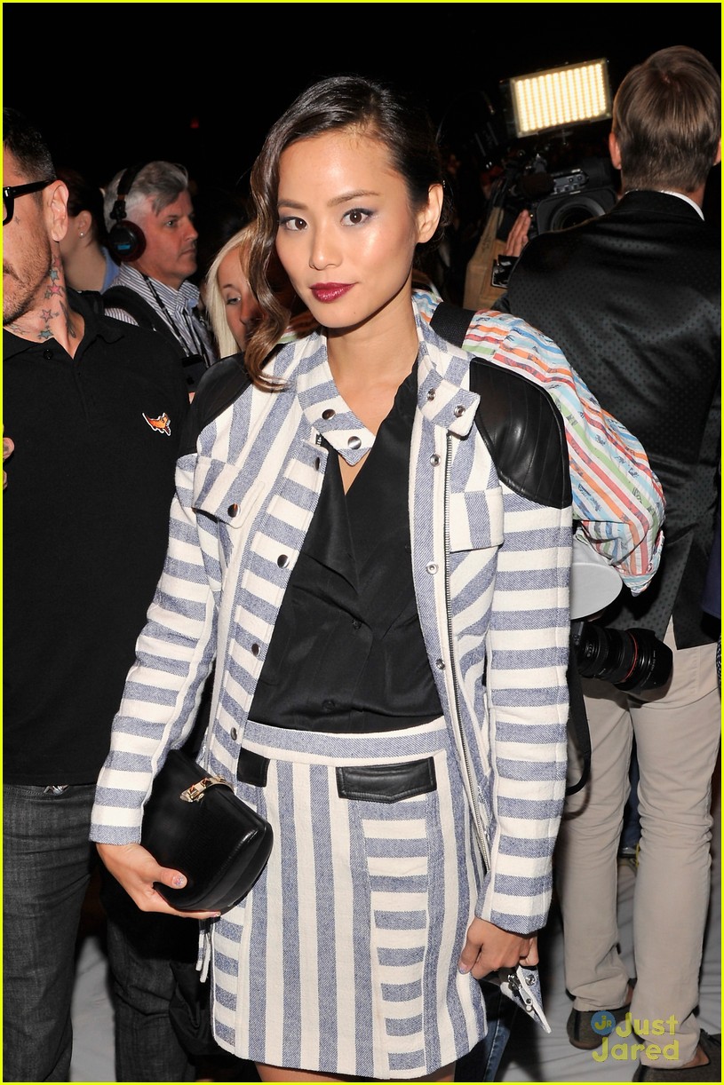 jamie chung jessica lowndes minkoff nyfw 07
