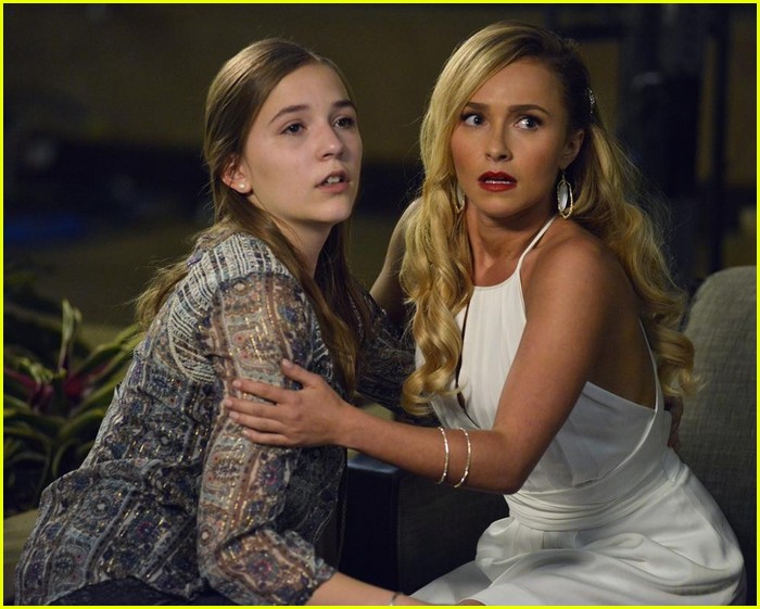 Hayden & Lennon Stella 'Nashville' Premiere Pics! Photo