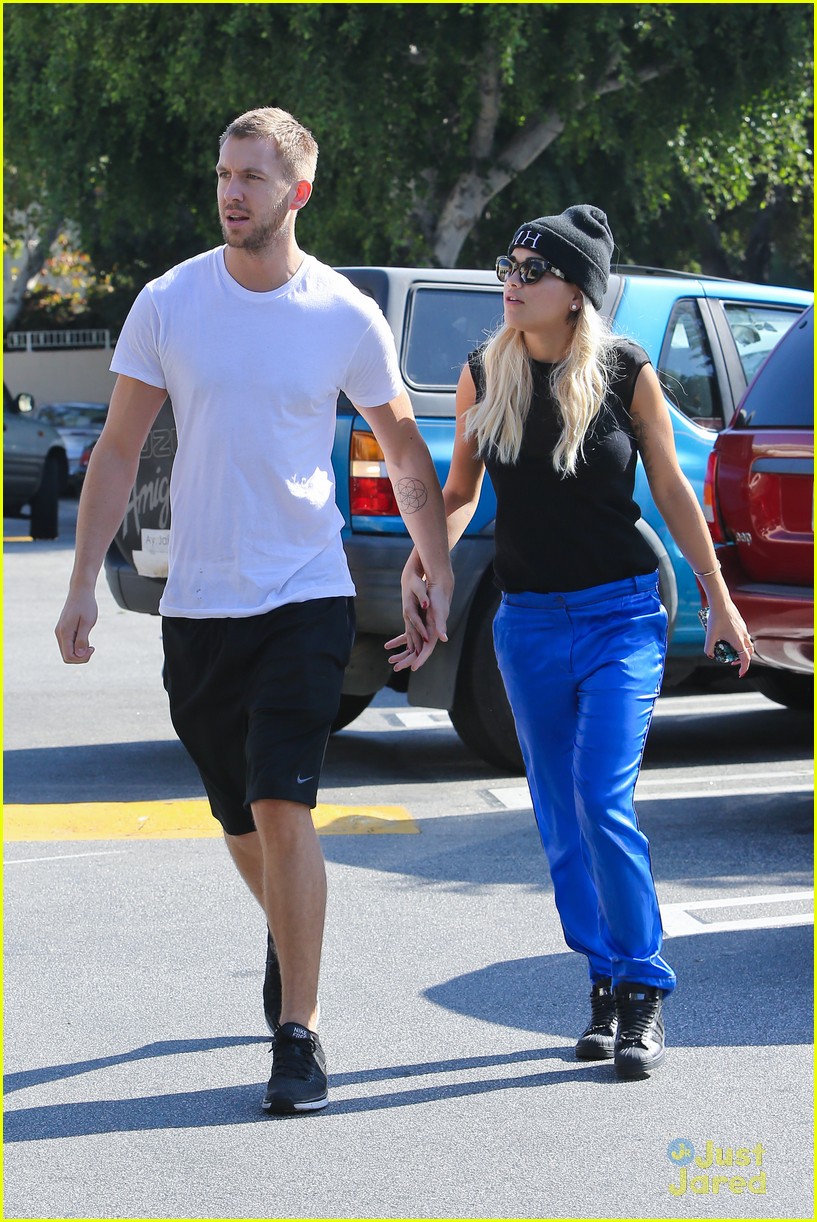 Rita Ora: Hand Holding with Calvin Harris! | Photo 600451 - Photo ...