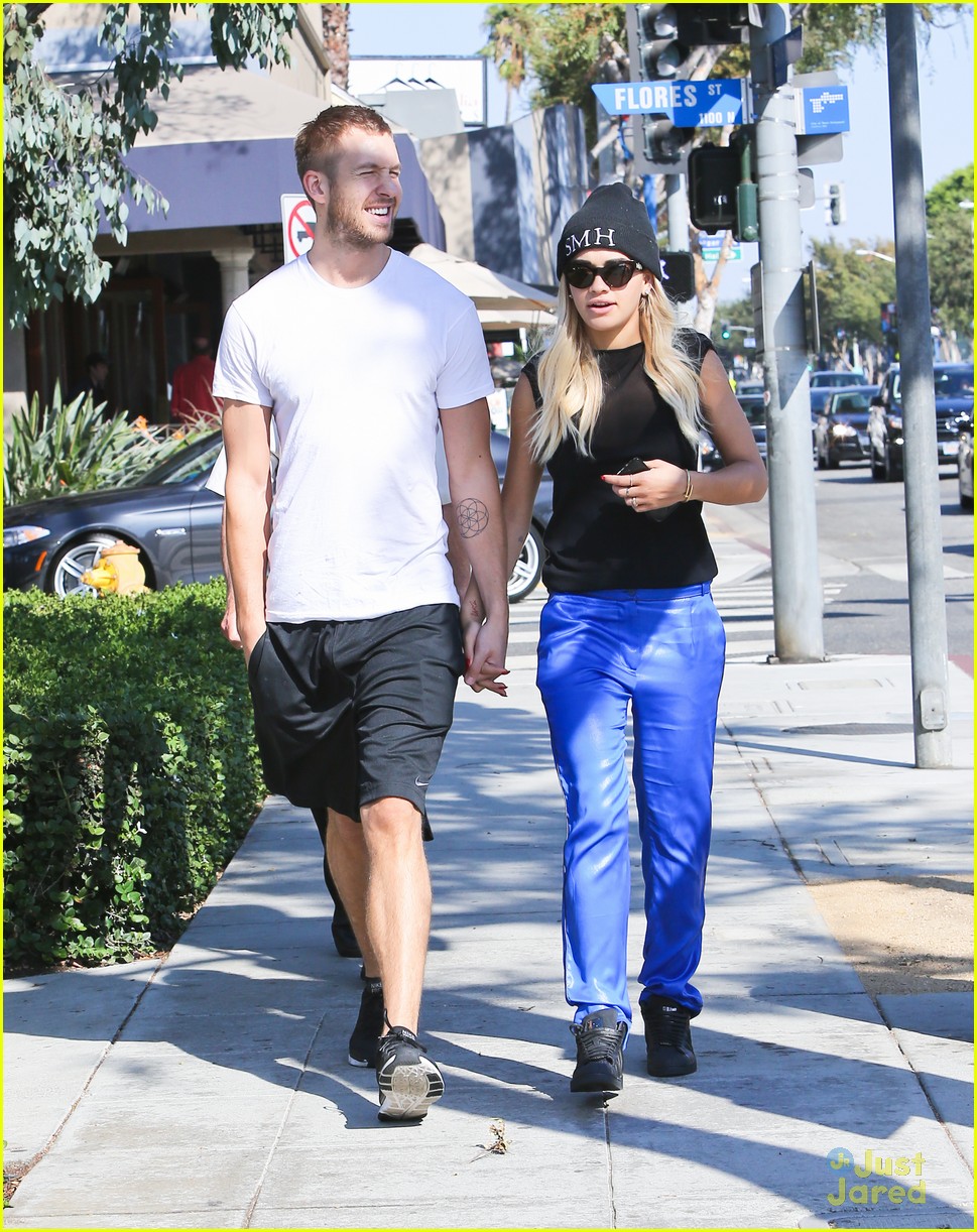 Rita Ora: Hand Holding with Calvin Harris! | Photo 600453 - Photo ...