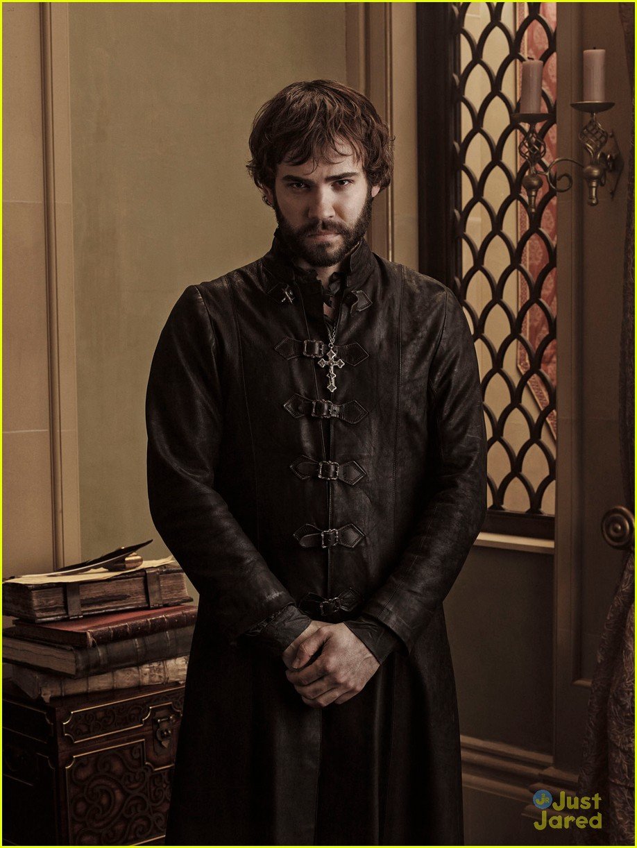 ‘Reign’: New Cast Pics & Preview! | Photo 601996 - Photo Gallery | Just