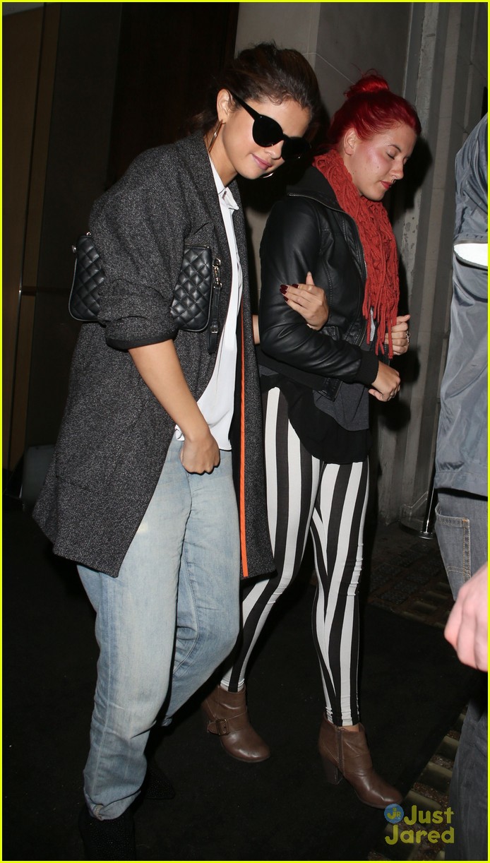 Selena Gomez: Nobu Night Out in London | Photo 595931 - Photo Gallery