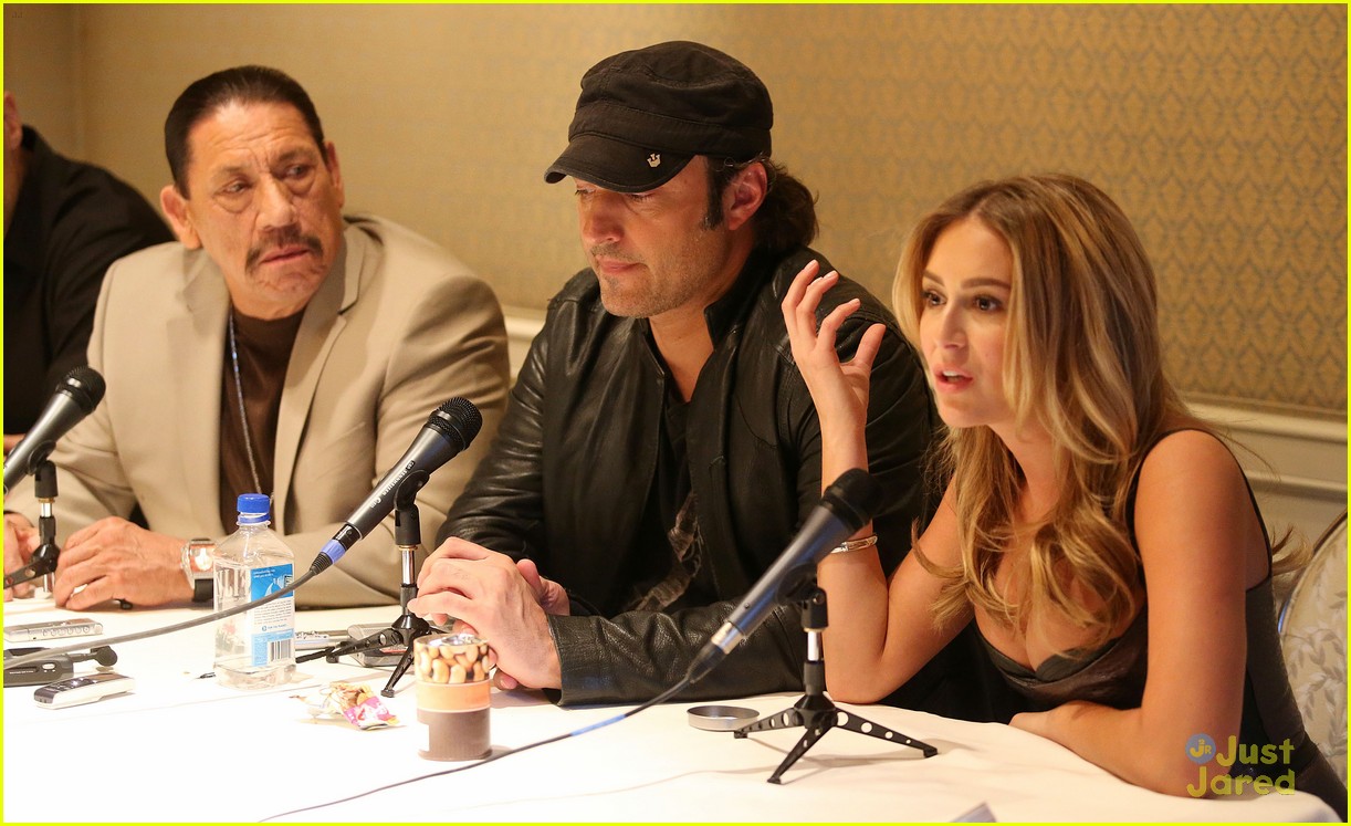 Full Sized Photo Of Alexa Vega Machete Conference 14 Alexa Vega