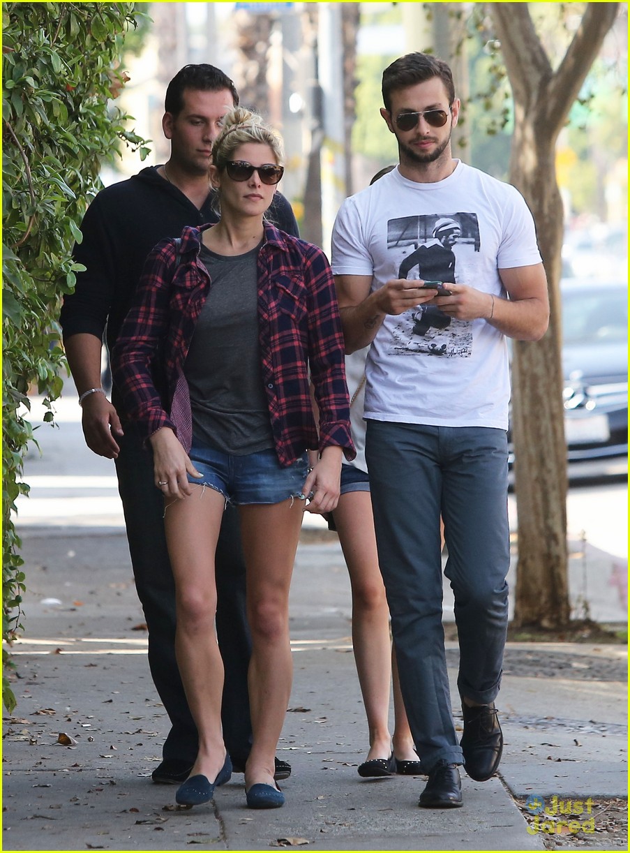 Ashley Greene & Paul Khoury Hang with Friends | Photo 604447 - Photo ...