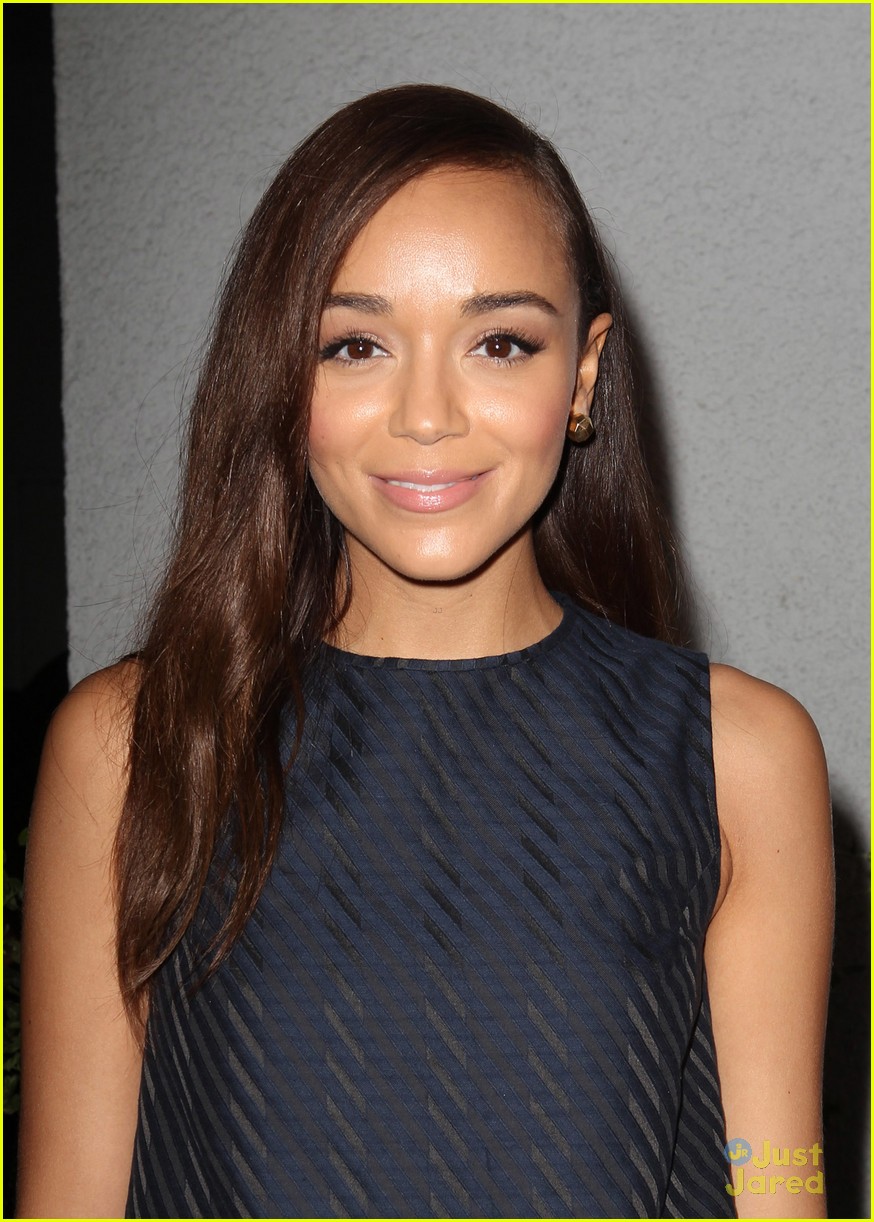 Ashley Madekwe And Stephanie Leigh Schlund Who What Wears Style Driven Party Pair Photo 611382