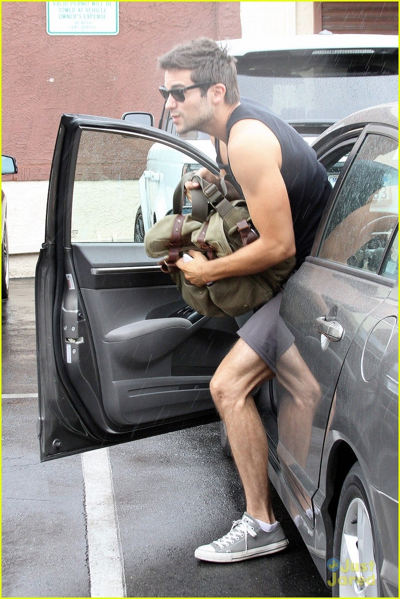 Brant Daugherty: Fan Friendly before 'DWTS' Rehearsals! | Photo 606353 ...