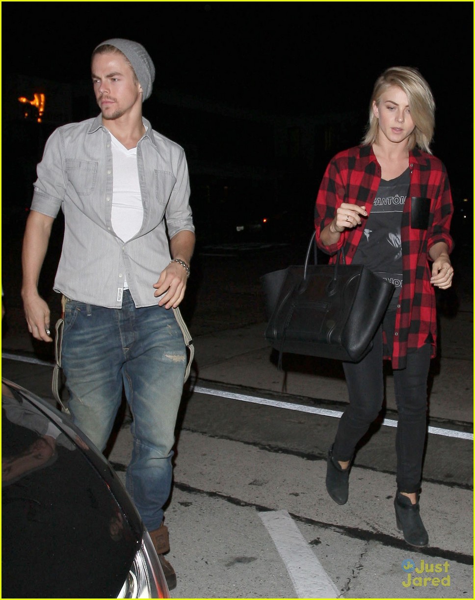 Full Sized Photo of julianne derek hough craigs dinner duo 03