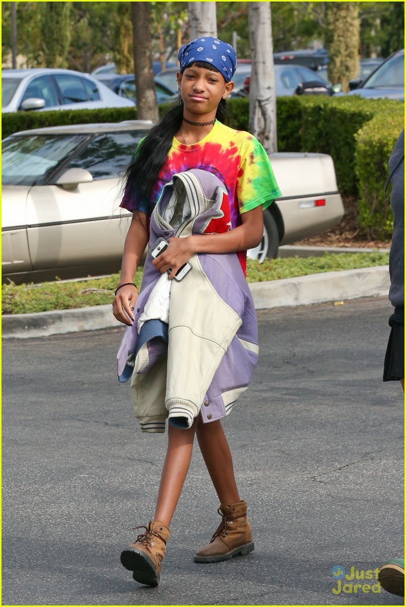 Kylie Jenner & Jaden Smith: Sushi Stop with Kendall & Willow! | Photo ...