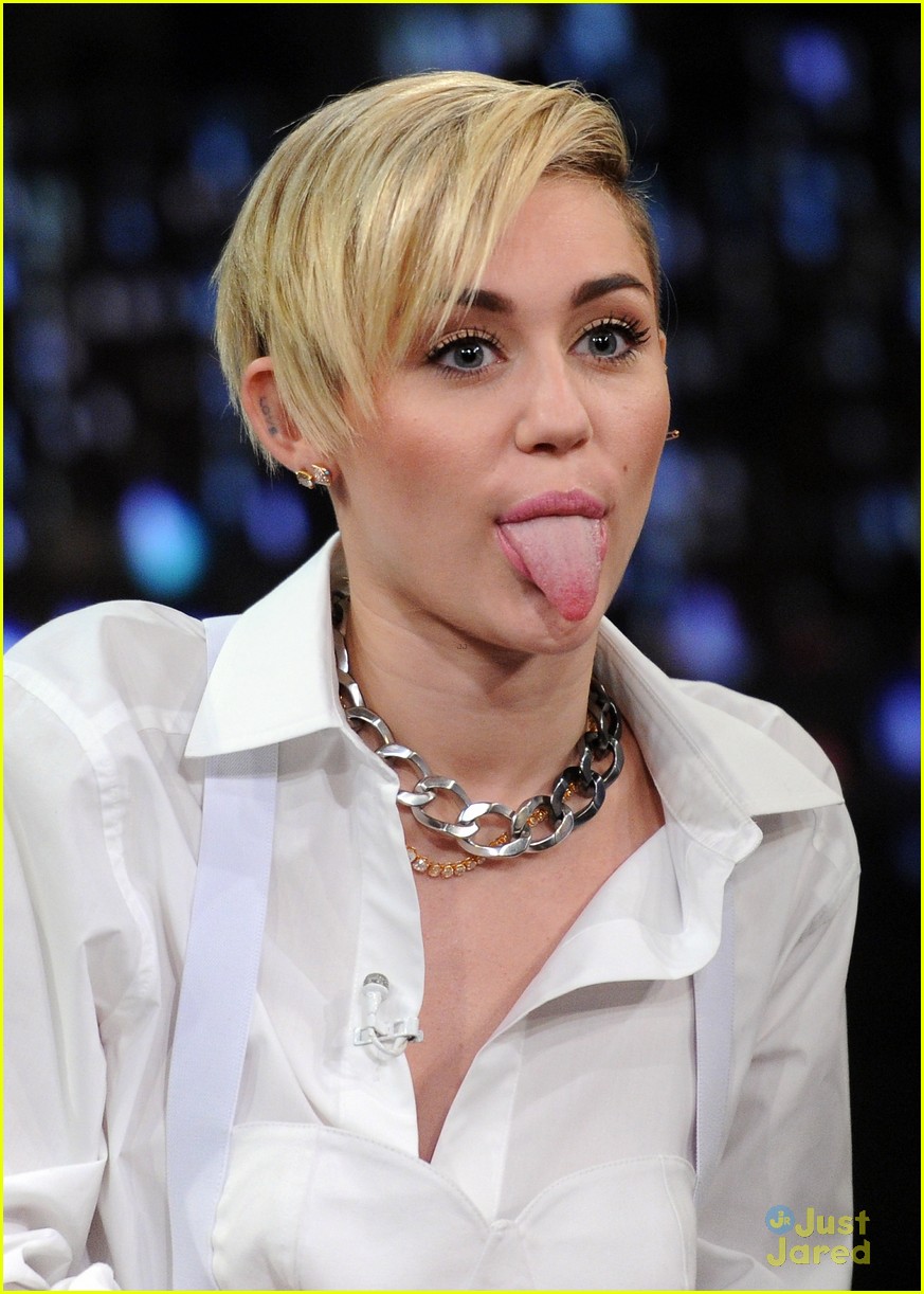 Miley Cyrus: 'Bangerz' Promo in NYC | Photo 606087 - Photo Gallery ...