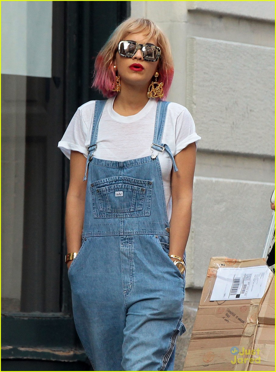 Full Sized Photo of rita ora pink hair for iheartradio performance 05