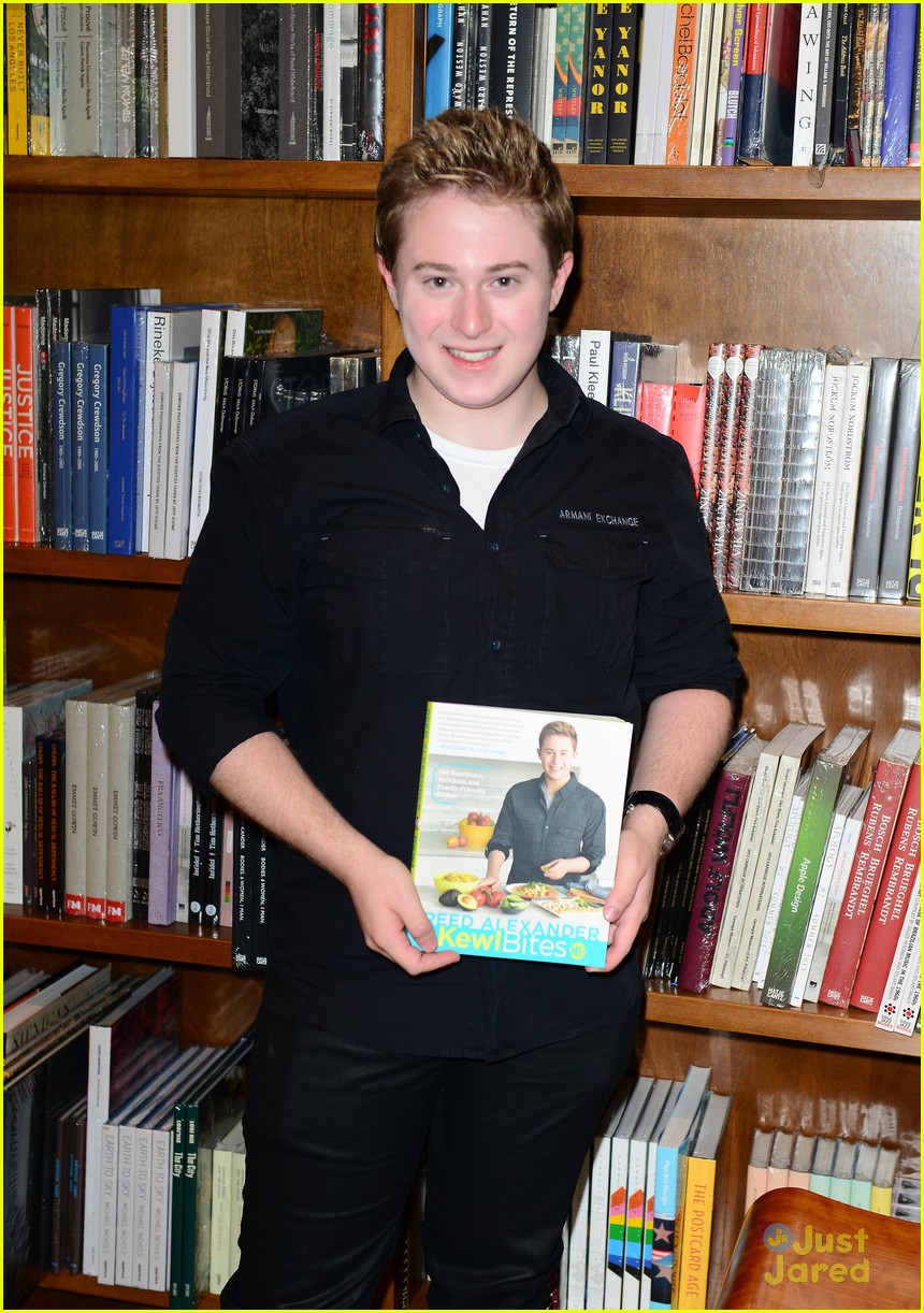 Reed Alexander 'Kewl Bites' Signing in Florida! Photo 604984 Photo