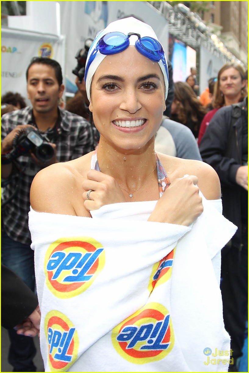 full-sized-photo-of-nikki-reed-swim-for-relief-nyc-13-nikki-reed