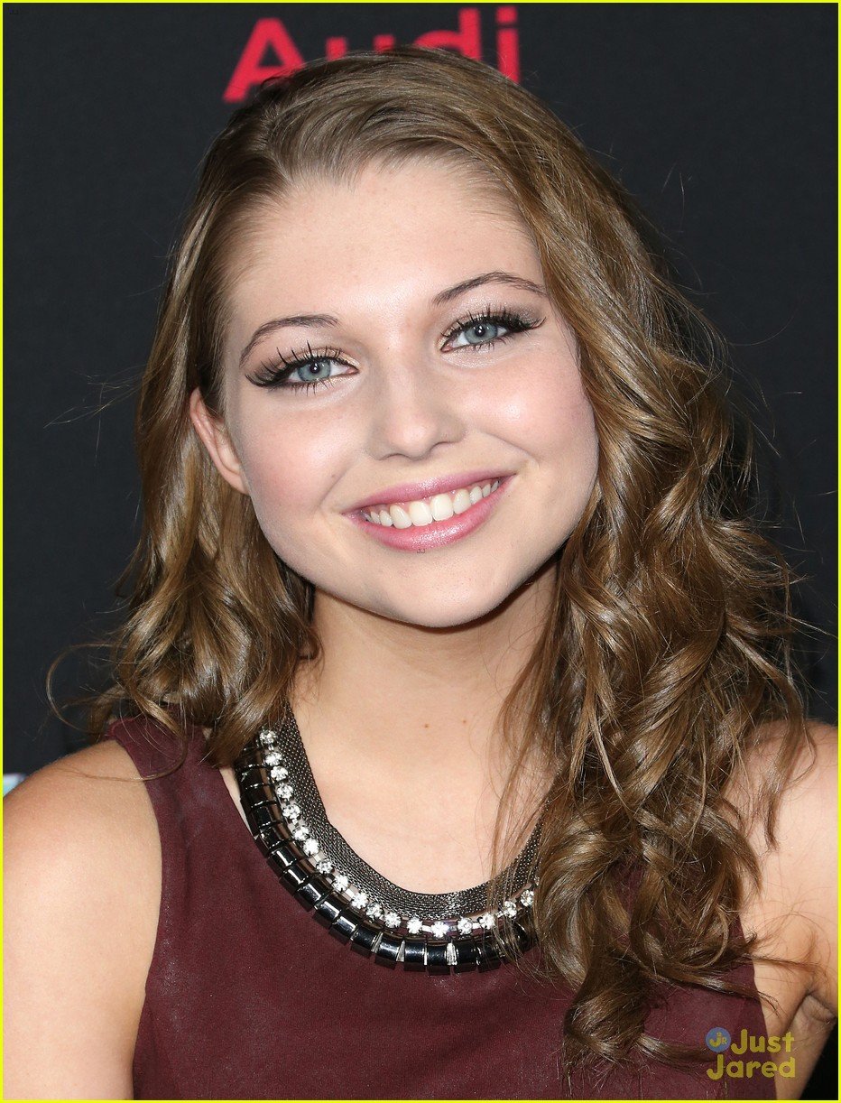 Sammi Hanratty: 'Ender's Game' Hollywood Premiere | Photo 612553