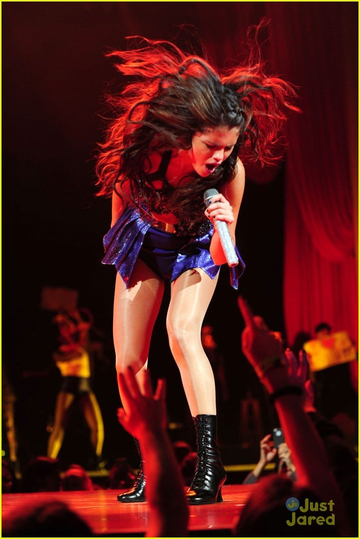 Selena Gomez: Barclays Center Concert Pics! | Photo 608692 - Photo