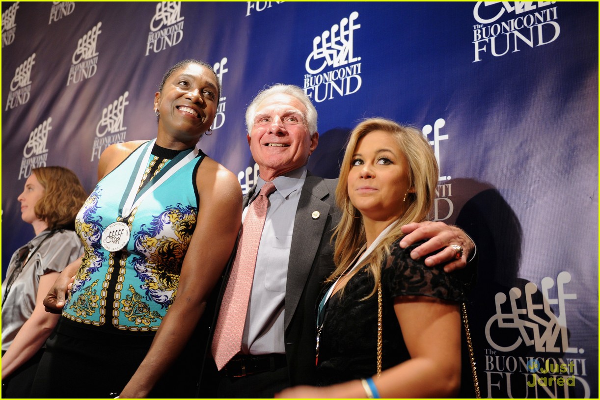 Full Sized Photo of shawn johnson penn state speaker 08 Shawn Johnson