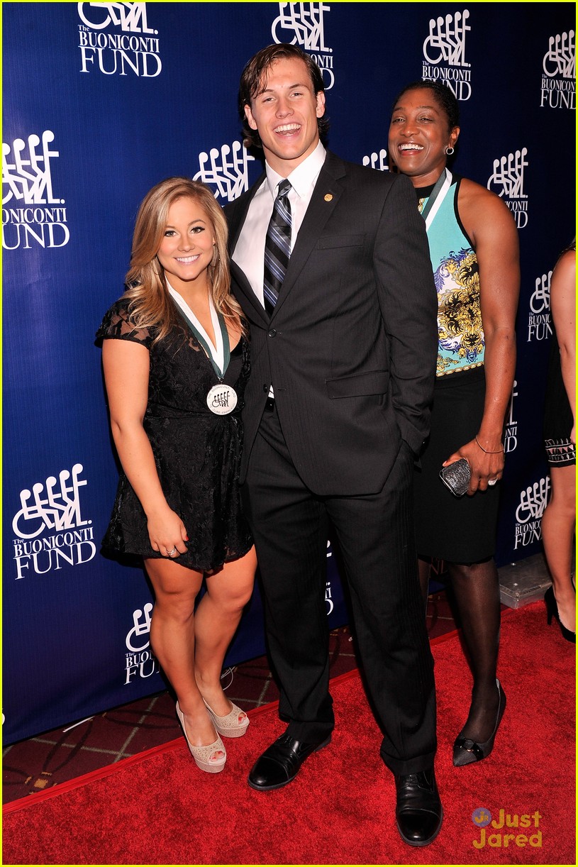 Full Sized Photo of shawn johnson penn state speaker 09 Shawn Johnson