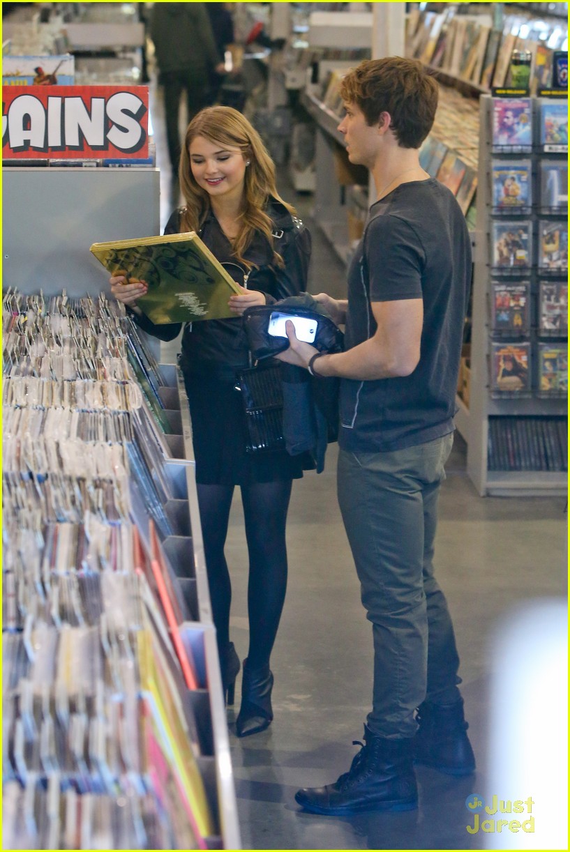 Stefanie Scott: Amoeba Music Stop with Spencer Sutherland! | Photo