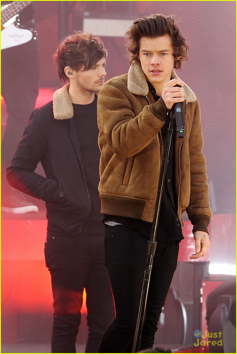 One Direction Performs Four Songs on 'Good Morning America' - Watch Now ...