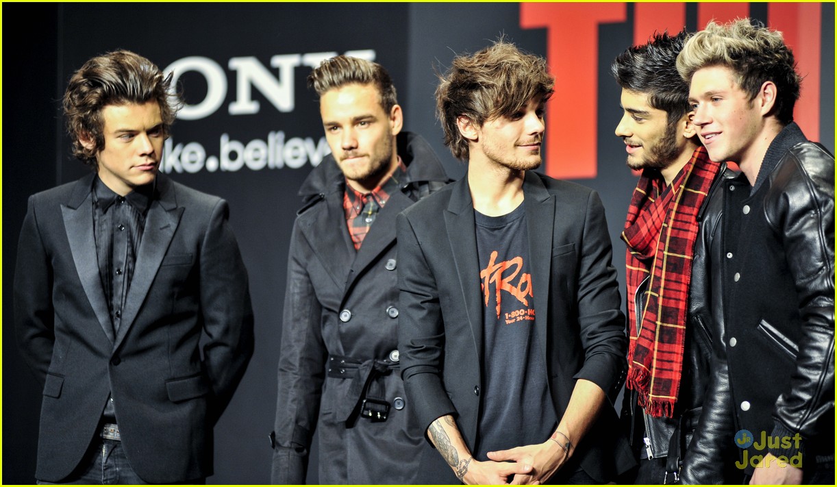 One Direction This Is Us Japan Promo Photo One Direction Pictures Just Jared Jr