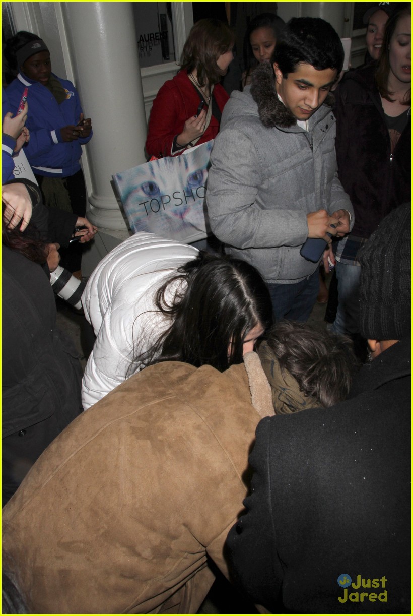 One Direction 'Midnight Memories' Set for No.1 Debut, Huge First Week Sales Photo 622037