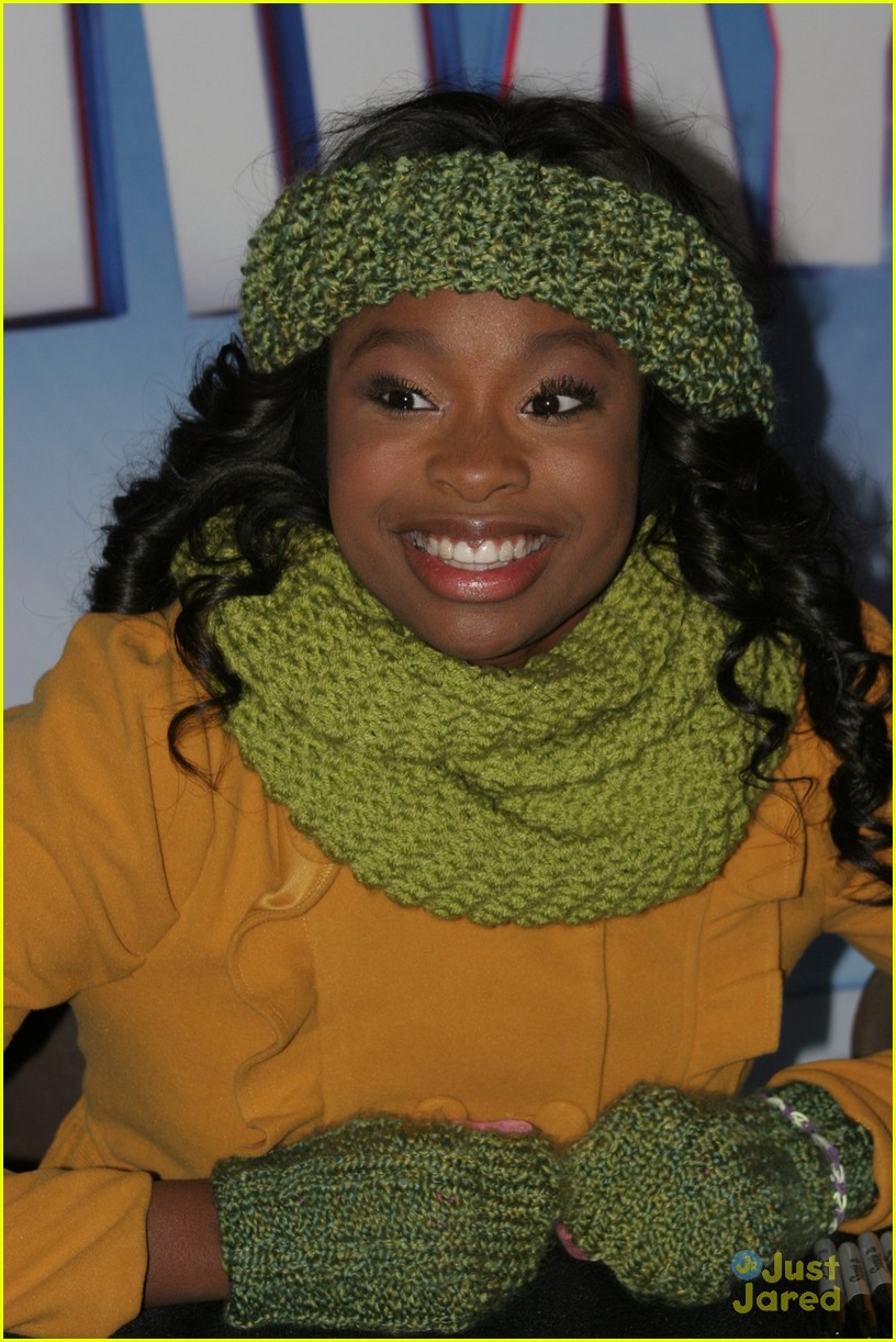 Coco Jones Thanksgiving Day Parade + Katy Perry Cover! Photo 622406